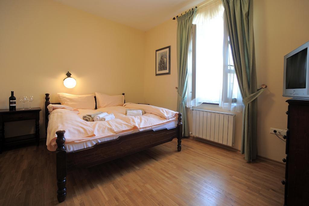 Kalin Hotel Lazaropole Pokoj fotografie